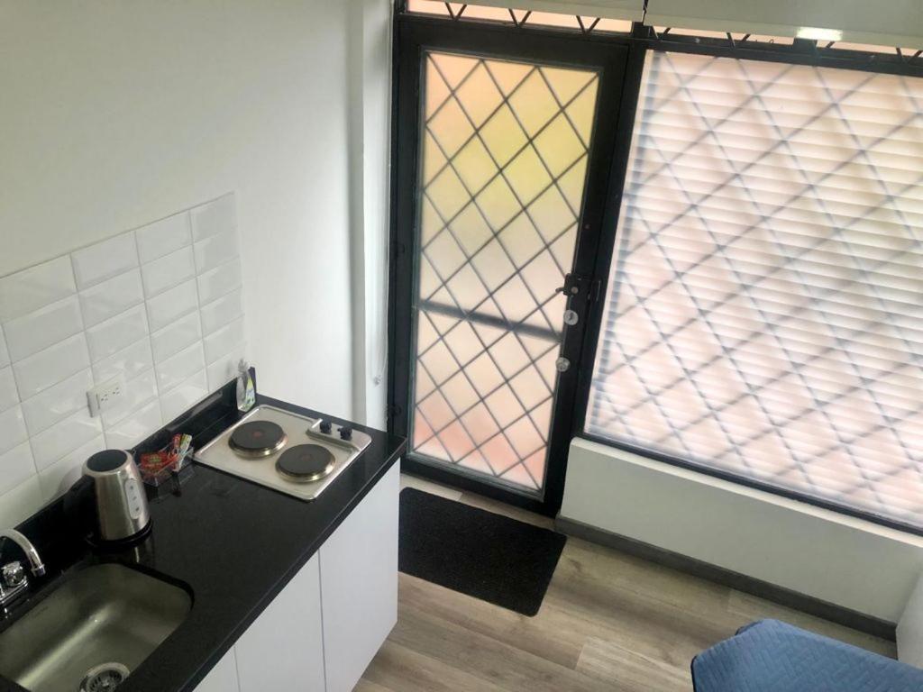 Apto Privado Cerca Al Aeropuerto -Transporte Disponible Bogotá Exteriör bild